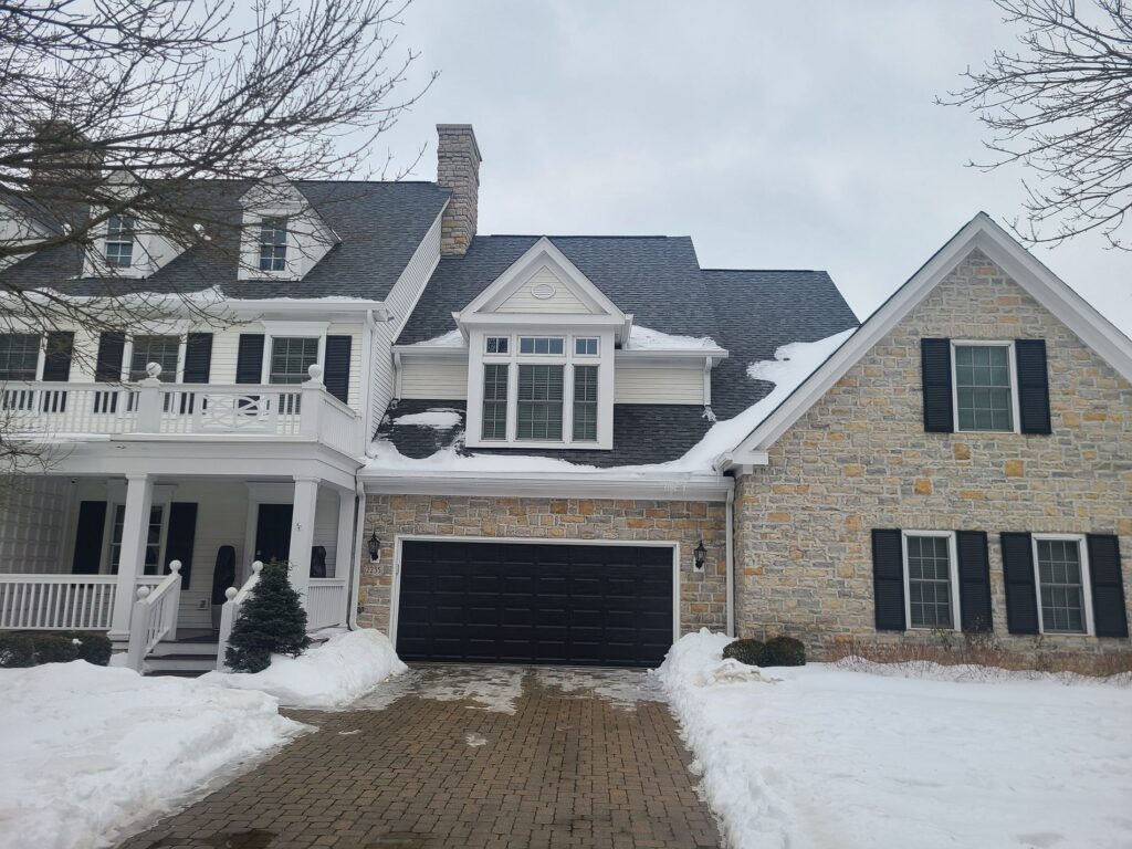 img_1678816471318698486